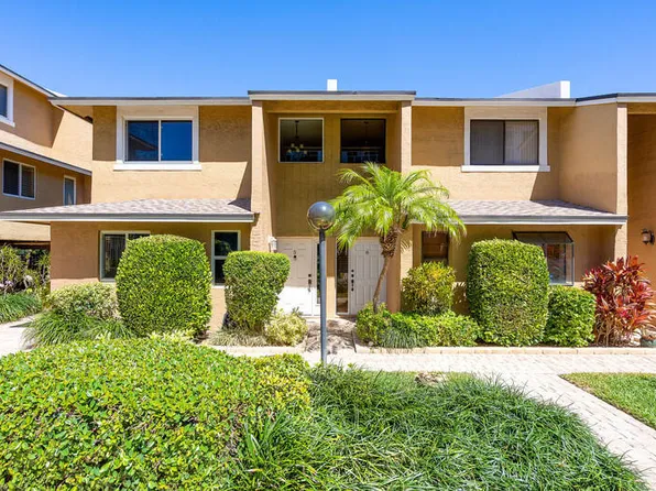 3409 SE 8th Street #6, Pompano Beach, FL 33062