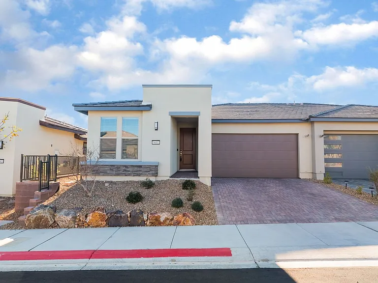 9601 Jadeite Ln — Photo 2