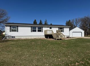 603 Tamarack St, Badger, MN 56714
