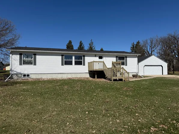 603 Tamarack St, Badger, MN 56714