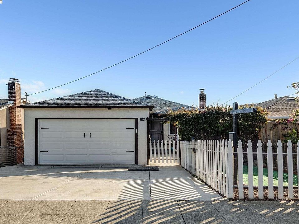 1st image of 24587 Margaret Dr