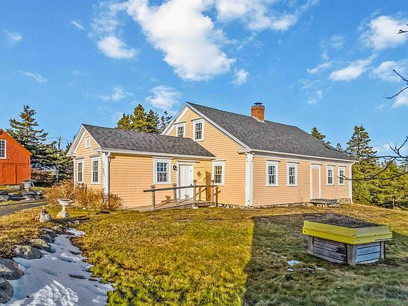 5th image of 261 Upper Kingsburg Rd