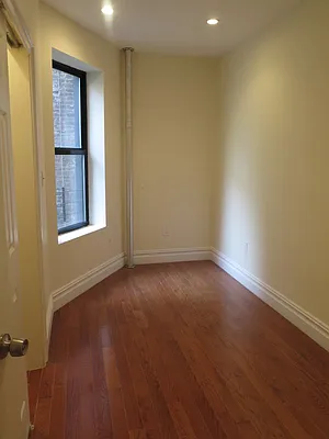 Rented by Bohemia Realty Group | media 26