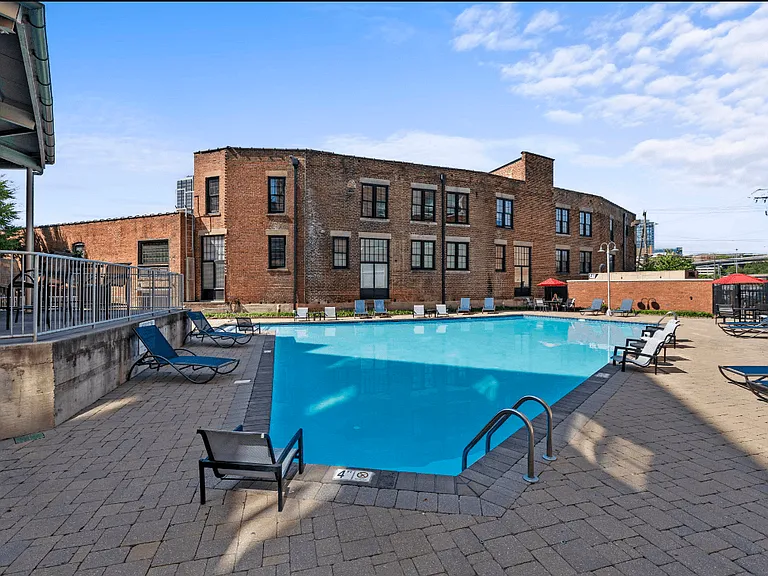 Atrium Lofts at Cold Storage — Photo 47