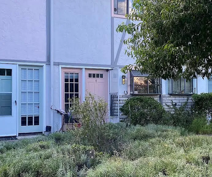 495 Chestnut St #6 — Photo 2