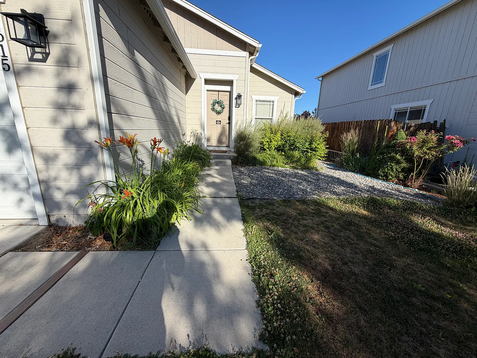 3 bed, 1239 sqft, $2,695 — Photo 4