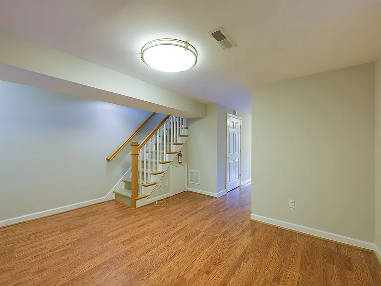 5188 Fulton St NW — Photo 29