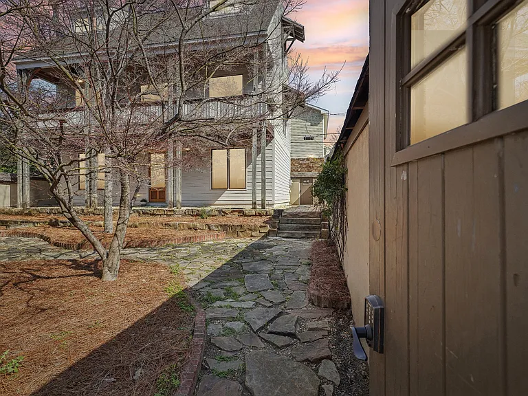14th Street South Apartments — Photo 23