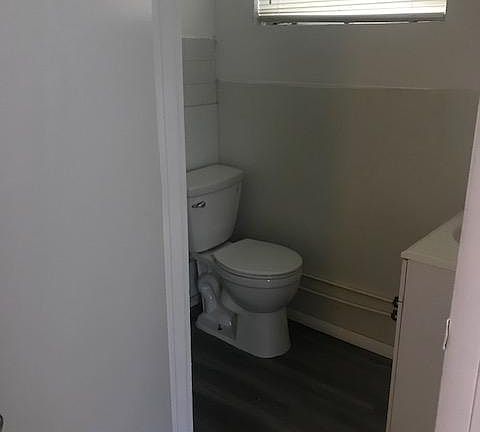 5th image of 1823 N Tamiami Trl #1823
