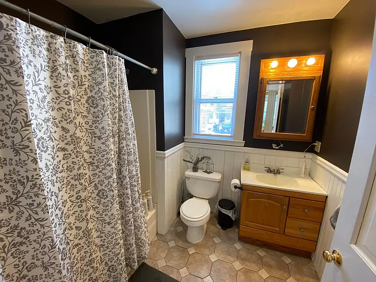 172 Elm St #1A — Photo 7