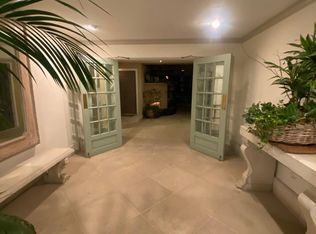 12240 Montana Ave APT 102, Los Angeles, CA 90049