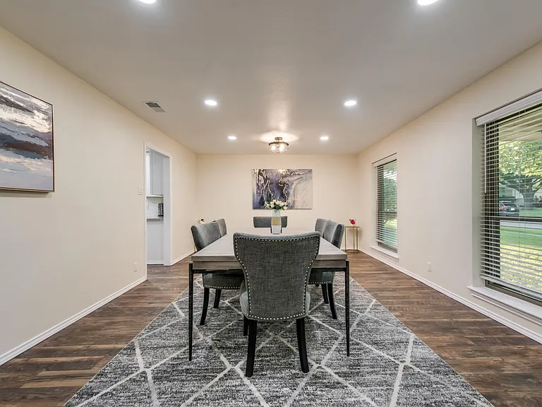 7754 Querida Ln — Photo 11