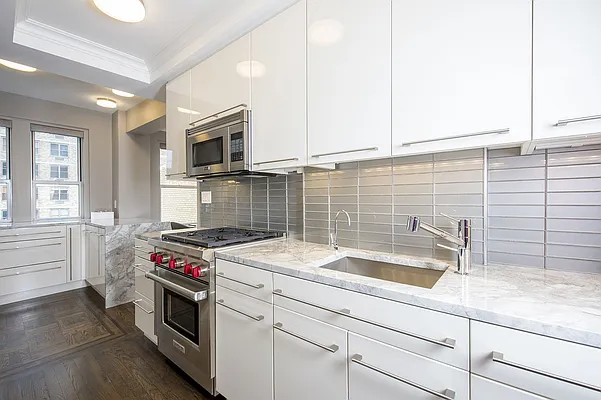 Sold by Stribling | media 3