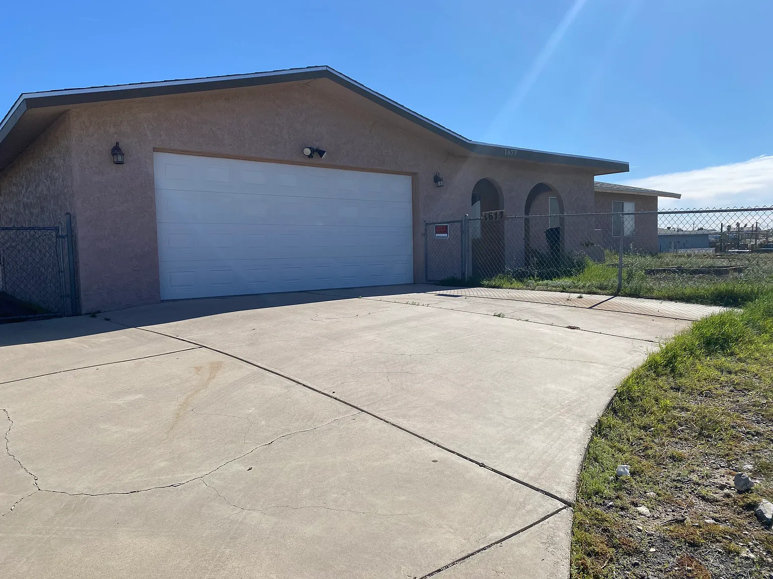 3 bed, 1161 sqft, $1,525 — Photo 2