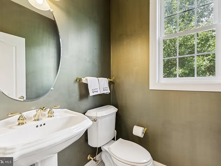 26368 Strathaven Ct — Photo 14