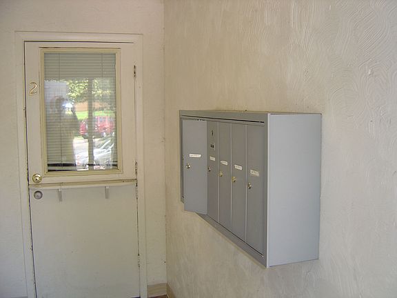 2nd image of 1630 9th Ave APT 6