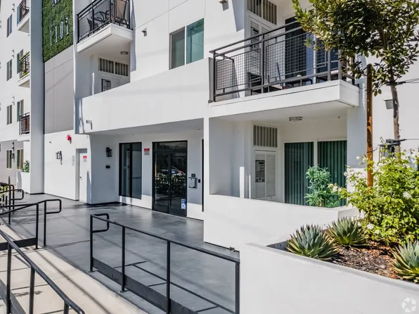 The Ivy at NOHO, 11011 W Otsego St #504, North Hollywood, CA 91601