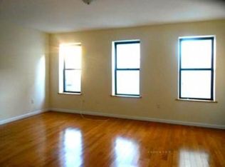 33 E 7th St, Brooklyn, NY 11218