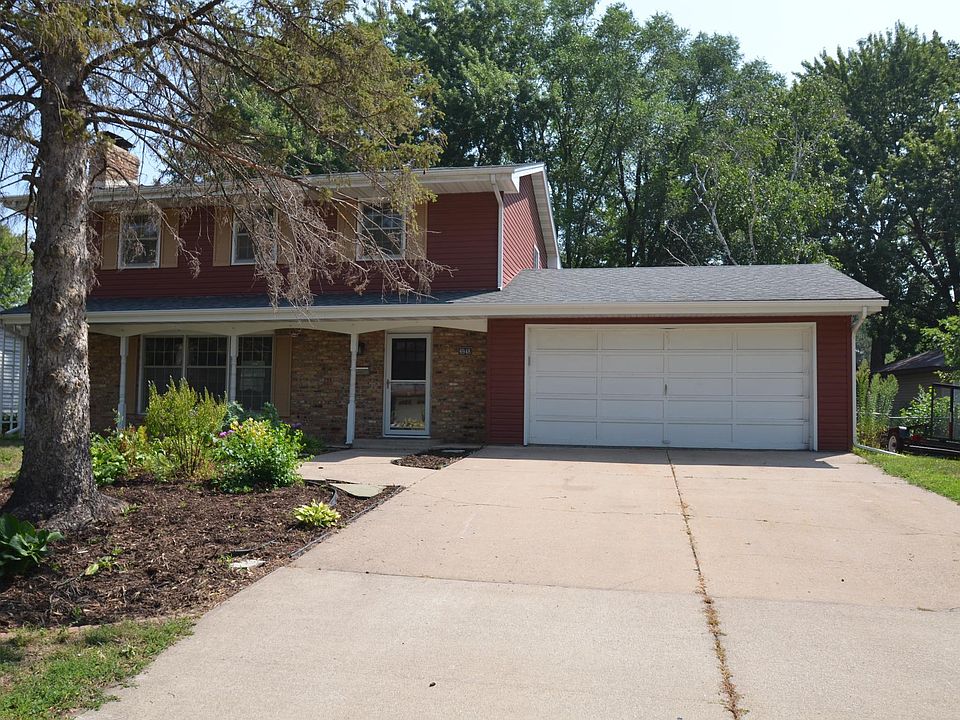 1st image of 6948 Douglas Dr N