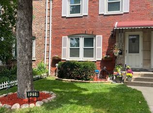 5218 W 63rd Pl, Chicago, IL