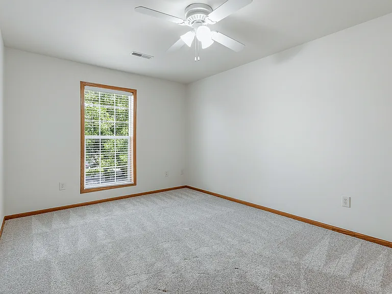 3509 Maple Grove Dr #3 — Photo 32