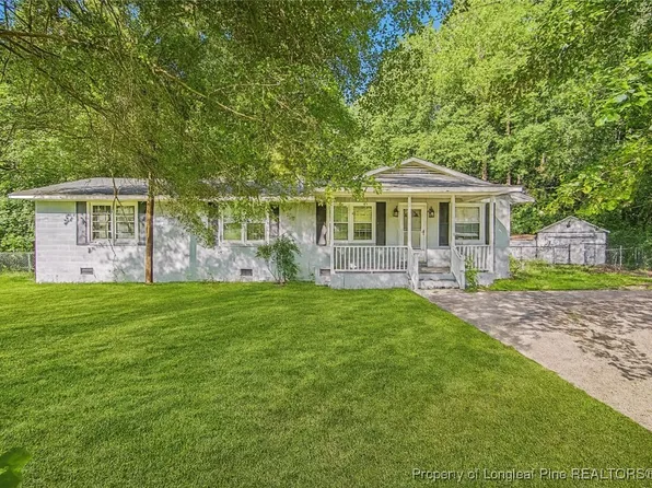 3211 Blossom Rd, Fayetteville, NC 28306