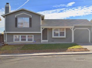 3894 S Halifax St, Aurora, CO 80013