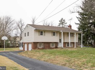 1296 E Evergreen Dr, Phoenixville, PA 19460