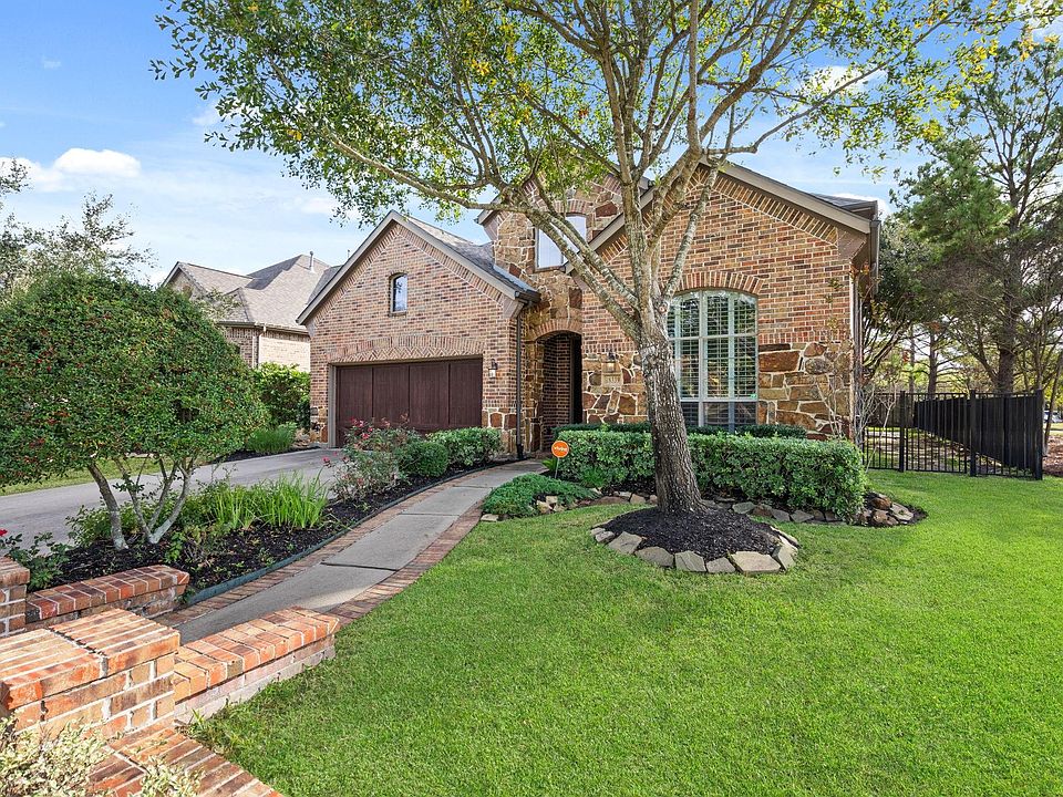 1st image of 18339 First Bend Dr