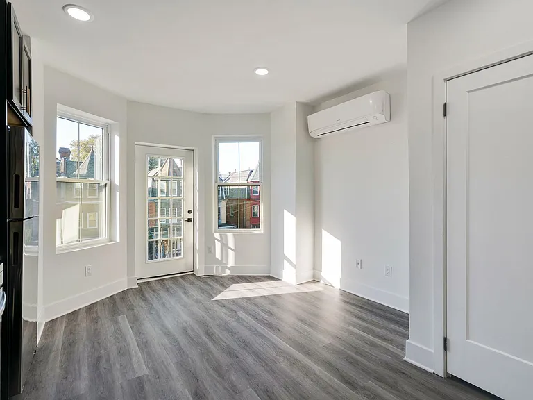 4735 Hazel Ave — Photo 98