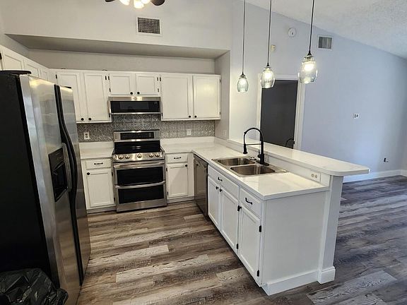 5th image of 7918 Burlwood Ln