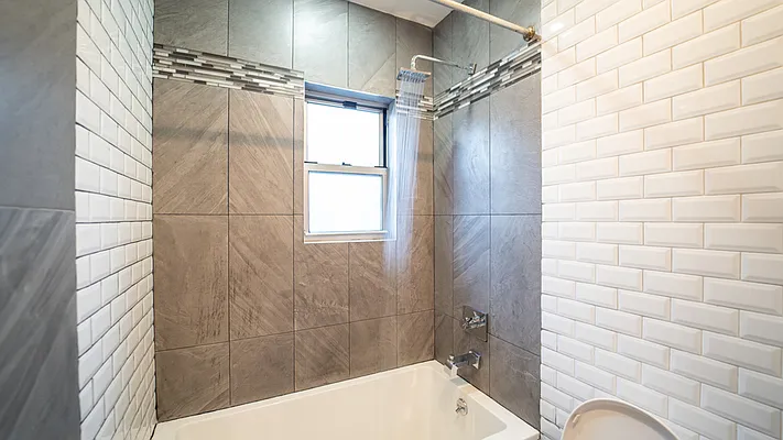 Rented by Nooklyn NYC LLC | media 24