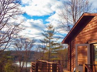 688 Mission Dam Rd, Hayesville, NC 28904