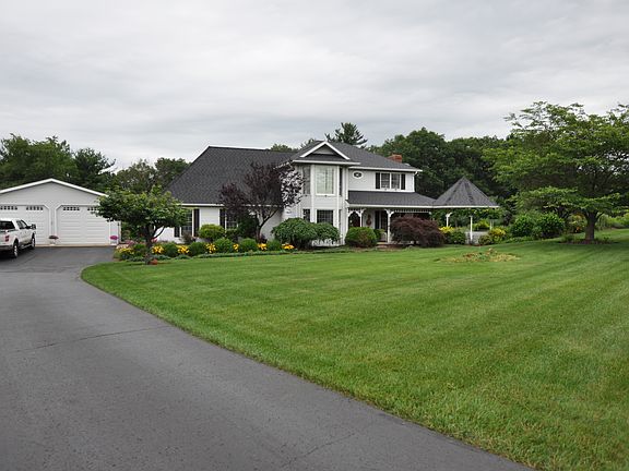 2-Car Attached Garage