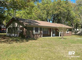 410 W 8th St, Bay Minette, AL 36507