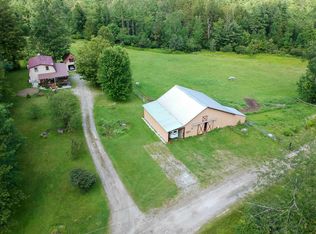 576 Quarterline Rd, West Rutland, VT 05777