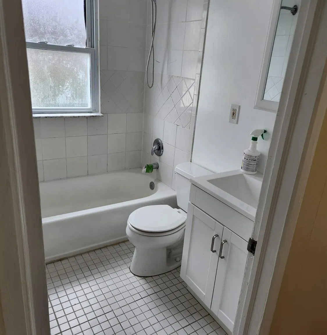 1 bed, 1.0 bath, 1306 sqft, $1,950 — Photo 4