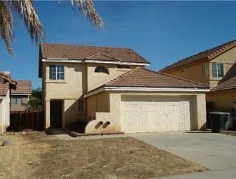 2nd image of 1425 Ruby Dr