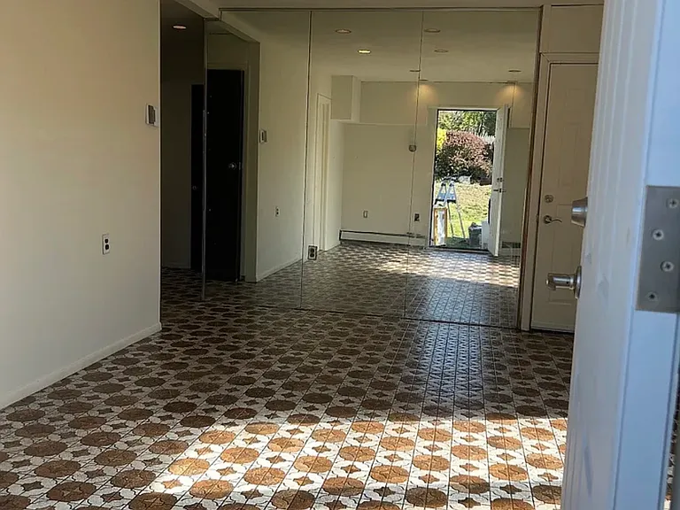 Ranch Ln — Photo 3