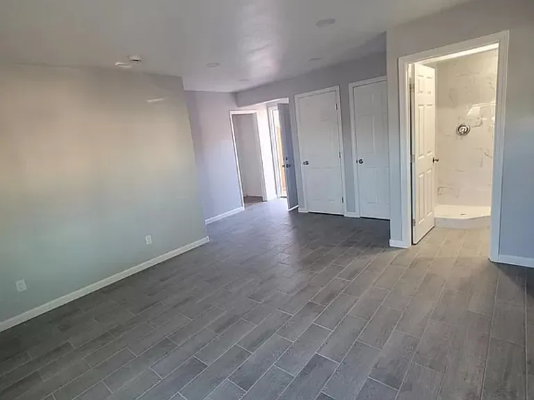 3946 Saturn Ave — Photo 8