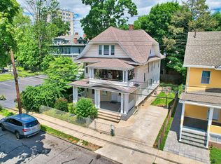 94-96 Carleton Ave, Bridgeport, CT 06604