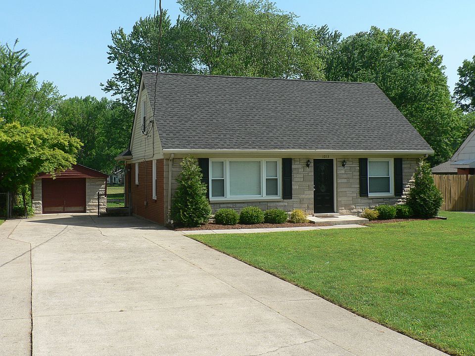 2nd image of 1013 Meadow Hill Rd