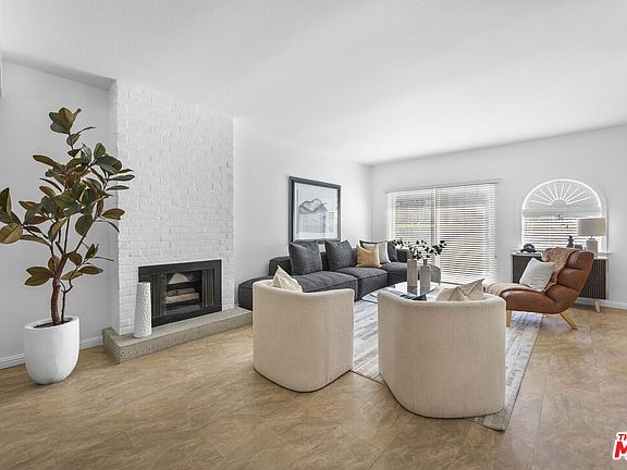 2nd image of 2677 Centinela Ave Unit 203