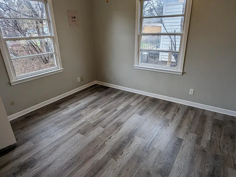 2407 NW Lindy Ave — Photo 8