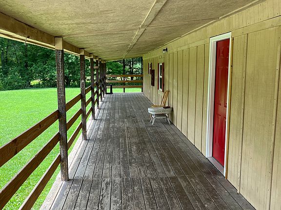 2nd image of 1301 Town Branch Rd