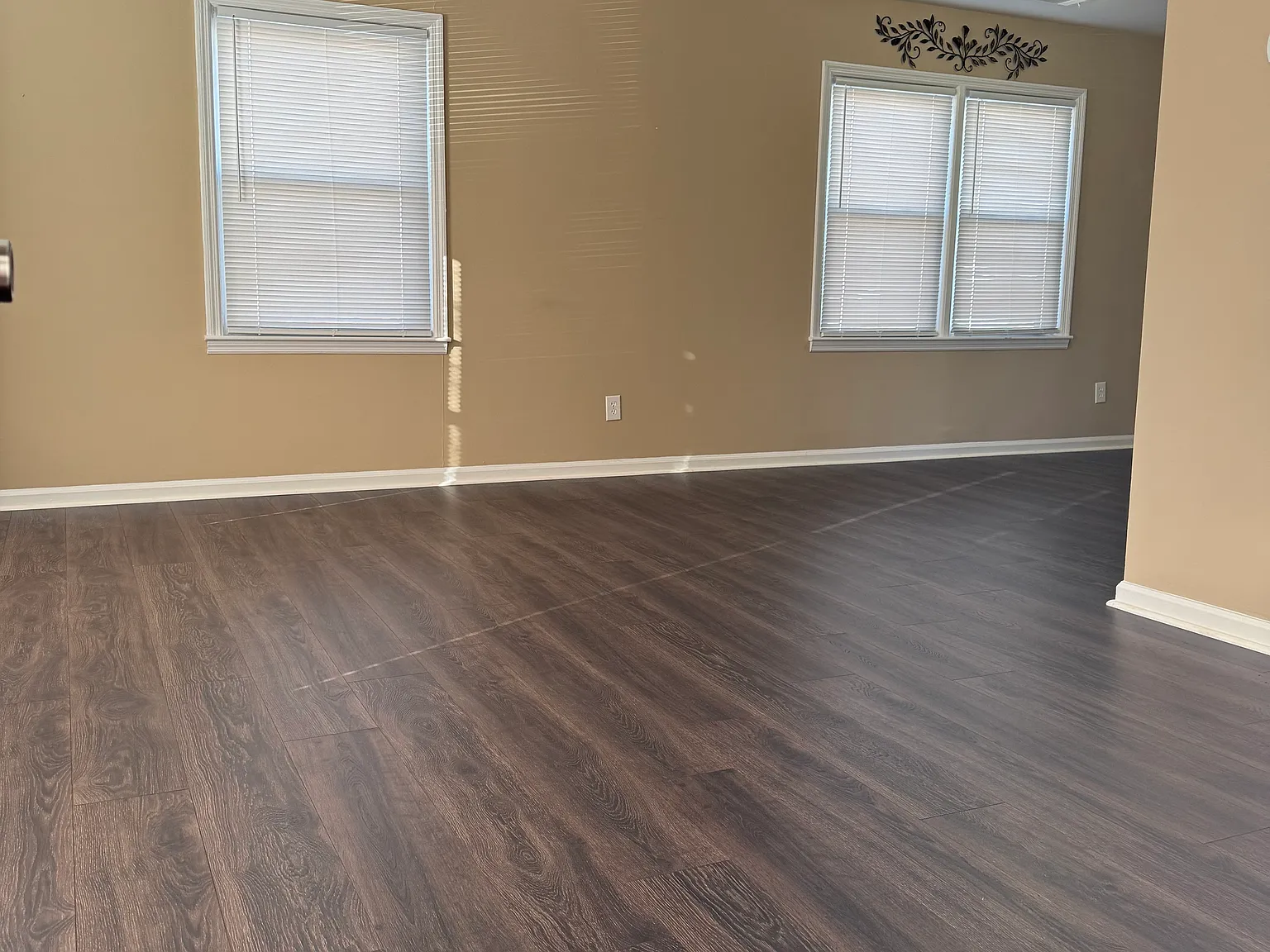 1 bed, 746 sqft, $1,190 — Photo 4