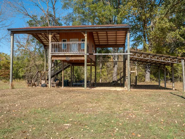 330 Jetter Rd, Clifton, TN 38425