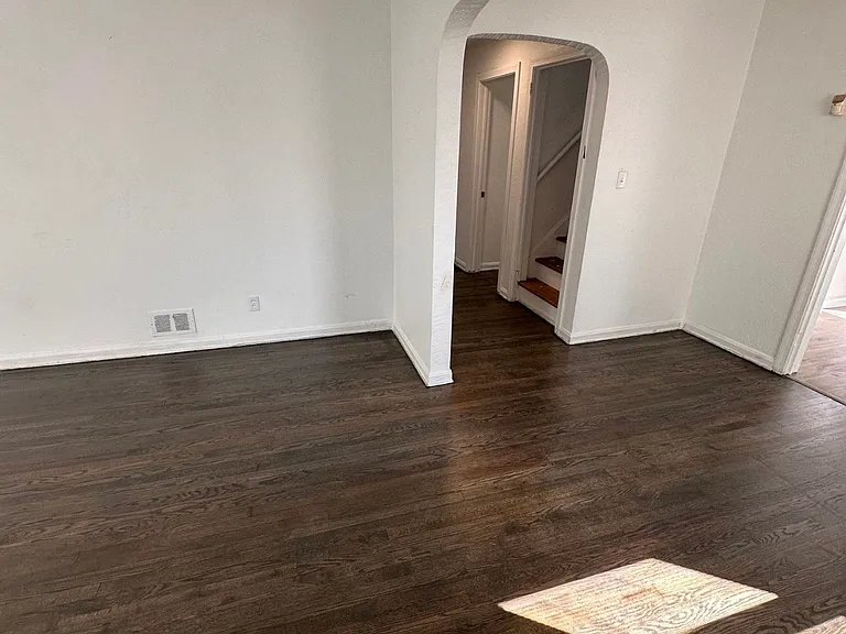 829 Orlando Ave — Photo 5