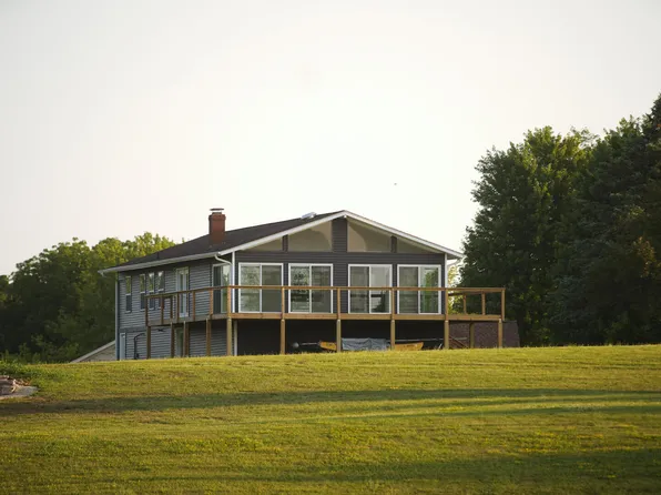 1722 Baintree Rd, Davis, IL 61019