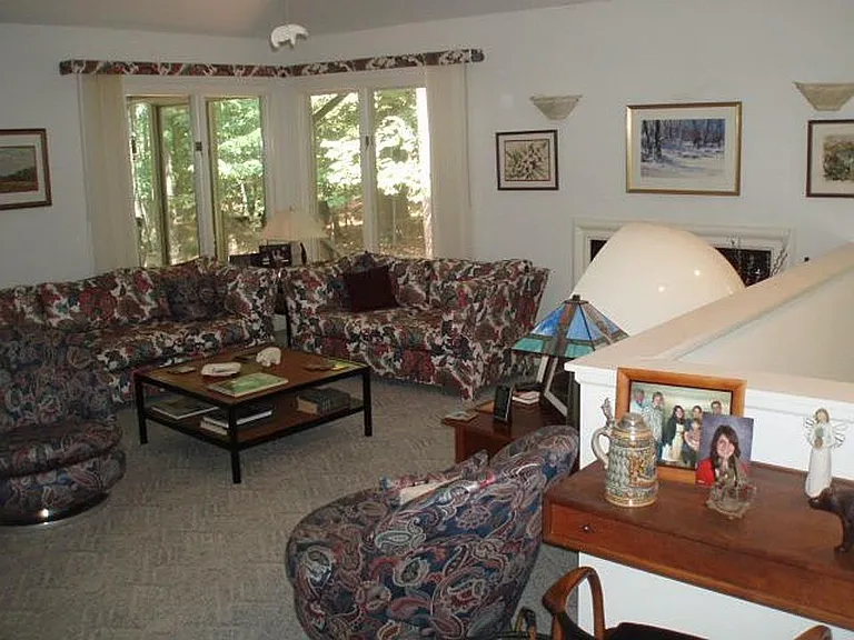 14 Passage Ln — Photo 20